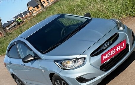 Hyundai Solaris II рестайлинг, 2011 год, 599 000 рублей, 17 фотография