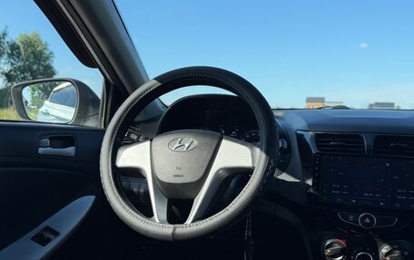 Hyundai Solaris II рестайлинг, 2011 год, 599 000 рублей, 27 фотография