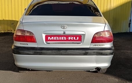Toyota Avensis III рестайлинг, 2001 год, 165 000 рублей, 5 фотография