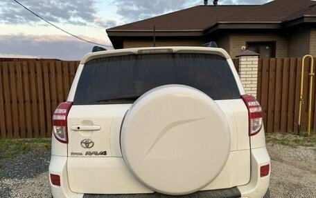 Toyota RAV4, 2011 год, 1 400 000 рублей, 3 фотография
