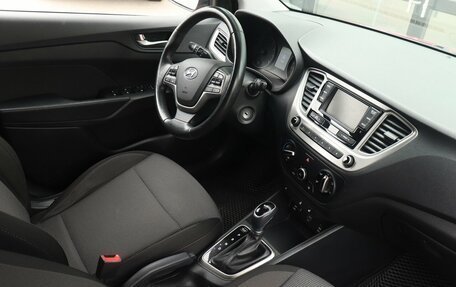 Hyundai Solaris II рестайлинг, 2019 год, 1 400 000 рублей, 6 фотография