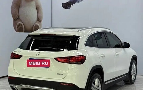 Mercedes-Benz GLA, 2022 год, 2 402 000 рублей, 3 фотография