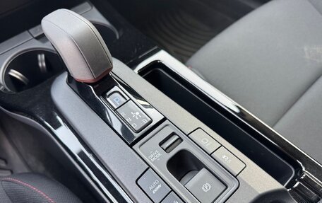 Toyota Prius IV XW50, 2025 год, 3 900 000 рублей, 14 фотография