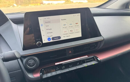 Toyota Prius IV XW50, 2025 год, 3 900 000 рублей, 13 фотография