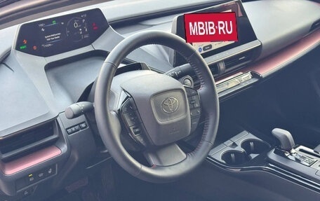 Toyota Prius IV XW50, 2025 год, 3 900 000 рублей, 9 фотография