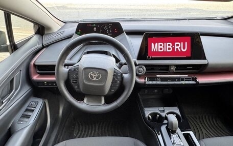 Toyota Prius IV XW50, 2025 год, 3 900 000 рублей, 8 фотография