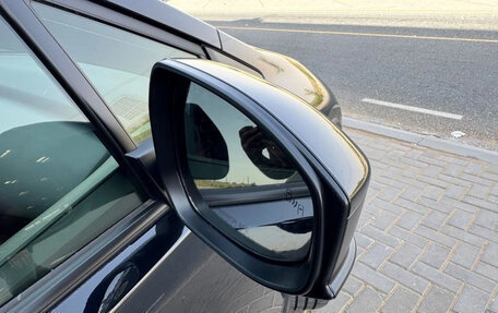 Toyota Prius IV XW50, 2025 год, 3 900 000 рублей, 18 фотография