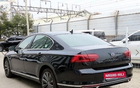 Volkswagen Passat B8 рестайлинг, 2022 год, 2 350 000 рублей, 2 фотография
