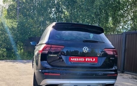 Volkswagen Tiguan II, 2019 год, 2 560 000 рублей, 5 фотография