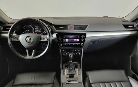 Skoda Superb III рестайлинг, 2019 год, 2 650 000 рублей, 14 фотография