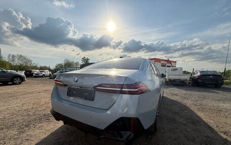 BMW 5 серия, 2024 год, 6 200 000 рублей, 3 фотография