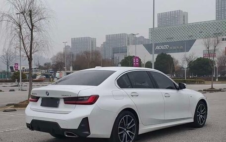 BMW 3 серия, 2023 год, 2 800 000 рублей, 4 фотография