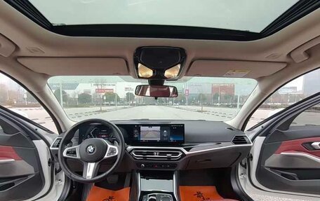 BMW 3 серия, 2023 год, 2 800 000 рублей, 10 фотография