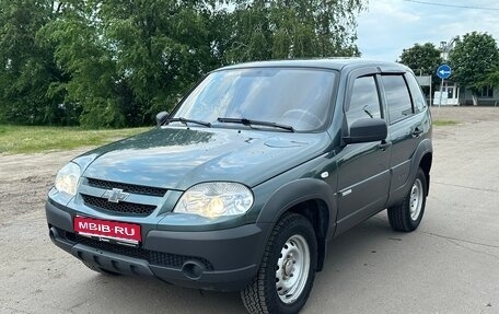 Chevrolet Niva I рестайлинг, 2012 год, 499 000 рублей, 1 фотография