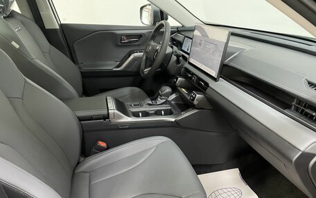 Toyota RAV4, 2026 год, 4 030 000 рублей, 21 фотография