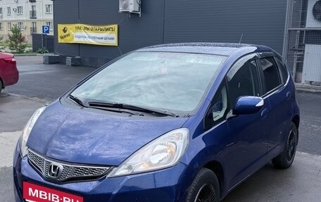 Honda Jazz II рестайлинг, 2011 год, 500 000 рублей, 1 фотография