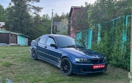 BMW 3 серия, 2003 год, 1 фотография