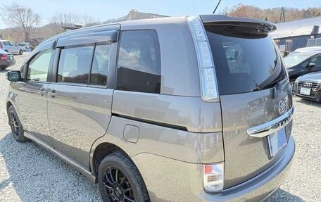 Toyota ISis I, 2017 год, 997 000 рублей, 6 фотография