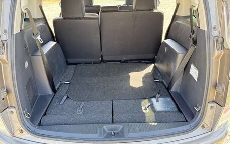 Toyota ISis I, 2017 год, 997 000 рублей, 18 фотография
