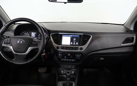Hyundai Solaris II рестайлинг, 2018 год, 1 099 000 рублей, 7 фотография