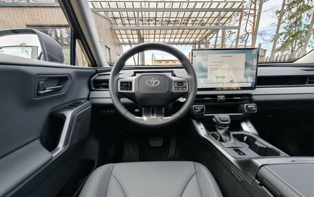 Toyota RAV4, 2026 год, 3 950 111 рублей, 7 фотография