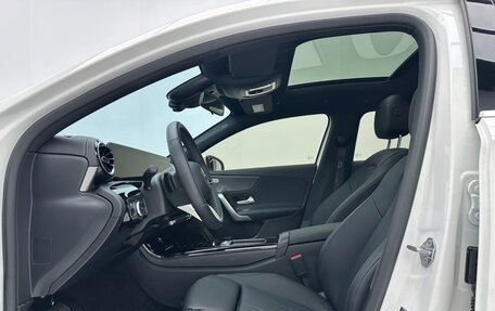 Mercedes-Benz A-Класс, 2023 год, 1 600 000 рублей, 8 фотография