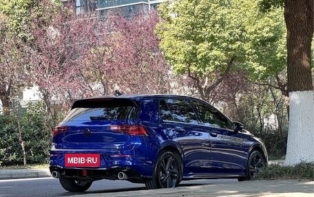 Volkswagen Golf VIII, 2023 год, 1 540 000 рублей, 4 фотография