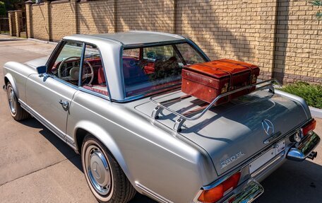 Mercedes-Benz SL-Класс, 1968 год, 18 000 000 рублей, 2 фотография