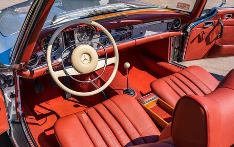 Mercedes-Benz SL-Класс, 1968 год, 18 000 000 рублей, 12 фотография