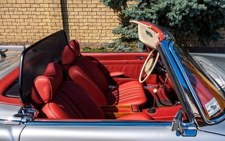 Mercedes-Benz SL-Класс, 1968 год, 18 000 000 рублей, 13 фотография