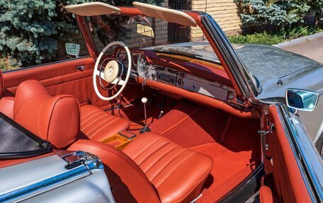 Mercedes-Benz SL-Класс, 1968 год, 18 000 000 рублей, 15 фотография