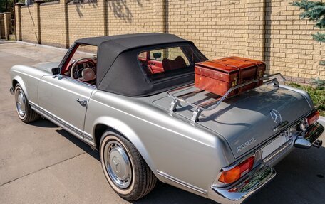 Mercedes-Benz SL-Класс, 1968 год, 18 000 000 рублей, 17 фотография