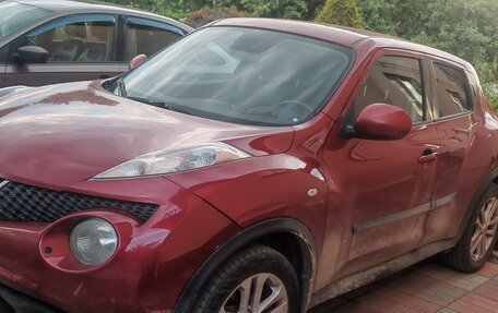 Nissan Juke II, 2011 год, 820 000 рублей, 2 фотография