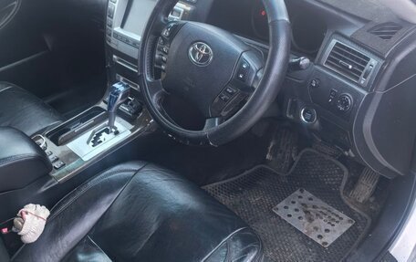 Toyota Crown Majesta, 2006 год, 600 000 рублей, 15 фотография