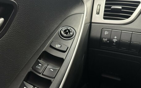 Hyundai i30 II рестайлинг, 2013 год, 995 000 рублей, 15 фотография