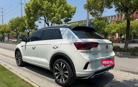 Volkswagen T-Roc I, 2022 год, 1 480 000 рублей, 3 фотография