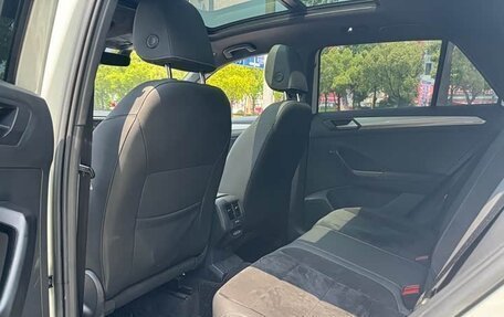 Volkswagen T-Roc I, 2022 год, 1 480 000 рублей, 9 фотография