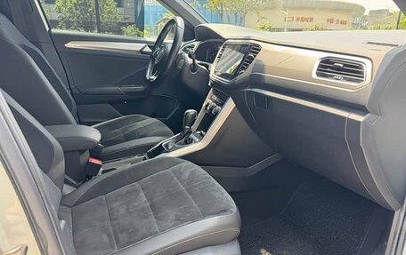 Volkswagen T-Roc I, 2022 год, 1 480 000 рублей, 8 фотография