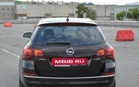 Opel Astra J, 2013 год, 730 000 рублей, 7 фотография