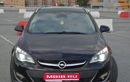Opel Astra J, 2013 год, 730 000 рублей, 19 фотография