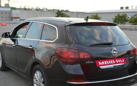 Opel Astra J, 2013 год, 730 000 рублей, 26 фотография