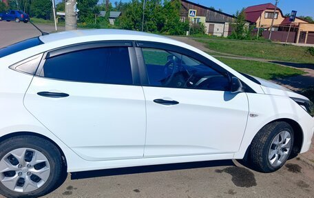 Hyundai Solaris II рестайлинг, 2014 год, 1 150 000 рублей, 10 фотография