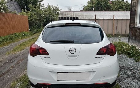 Opel Astra J, 2011 год, 790 000 рублей, 5 фотография