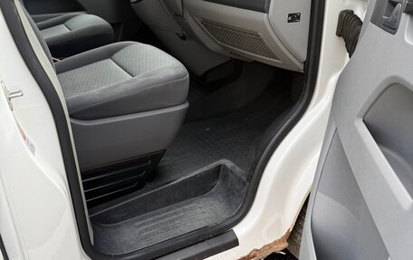 Volkswagen Caravelle T5, 2013 год, 1 400 000 рублей, 7 фотография