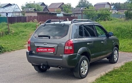 Hyundai Tucson III, 2008 год, 930 000 рублей, 3 фотография