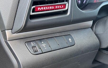 Hyundai Elantra, 2020 год, 1 830 000 рублей, 9 фотография