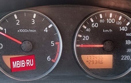 Nissan Pathfinder, 2005 год, 1 500 000 рублей, 10 фотография