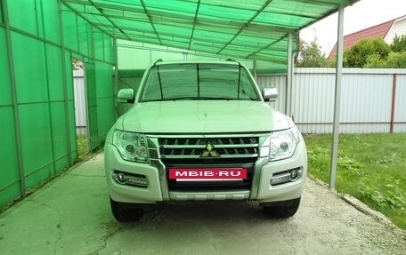 Mitsubishi Pajero IV, 2021 год, 3 800 000 рублей, 2 фотография