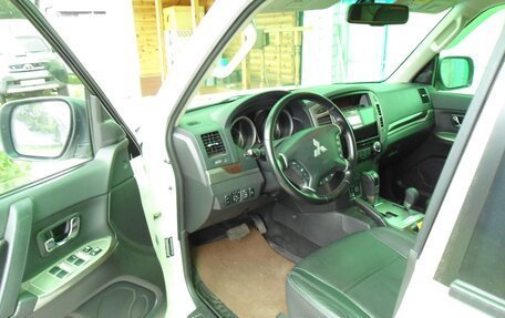 Mitsubishi Pajero IV, 2021 год, 3 800 000 рублей, 6 фотография