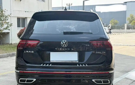 Volkswagen Tiguan II, 2021 год, 3 135 000 рублей, 7 фотография